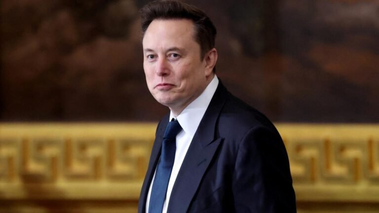 Tesla’dan Elon Musk’a yaklaşık 29 milyar dolarlık hisse ikramiyesi