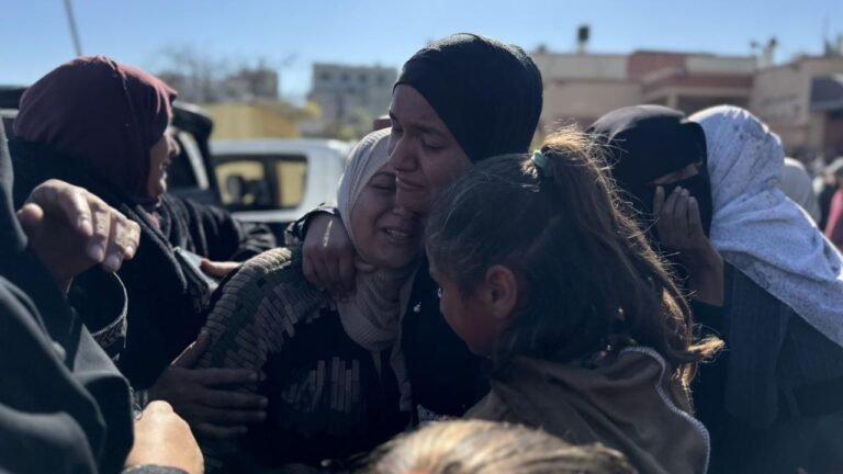 Katil İsrail’in Gazze’ye düzenlediği saldırılarda 10’u yardım dağıtım noktasında 22 kişi hayatını kaybetti