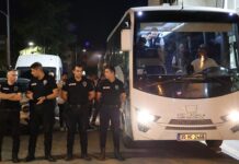 Seferihisar Belediyesine rüşvet soruşturmasında 19 şüpheli adliyede
