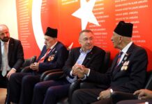 Fuat Oktay Kıbrıs gazileriyle buluştu