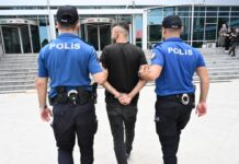 Kırmızı bültenle aranan firari Mersin’de yakalandı