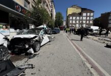 Hafriyat kamyonu ortalığı savaş alanına çevirdi