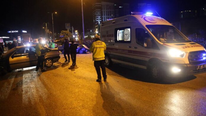 kaza-trafik-kazasi-kastamonu-aa-2468623.jpg