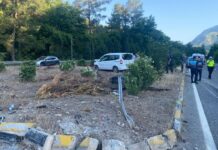 Muğla’da iki kamyonet çarpıştı: 1 ölü
