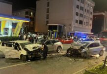 Samsun’da 3 aracın karıştığı kazada 5 kişi yaralandı
