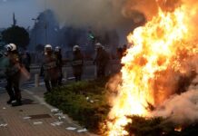 Uluslararası Af Örgütü: Yunanistan’da polis protestoculara karşı aşırı güç kullanıyor