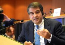 AB’nin yeni Kıbrıs Özel Temsilcisi Raffaele Fitto oldu