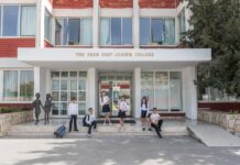 Yakın Doğu İlkokulu Öğrencilerinden Uluslararası Dil Sınavlarında Yüzde 100 Başarı!