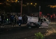 Adana’da trafik ışıklarında araca çarpan otomobilin sürücüsü öldü
