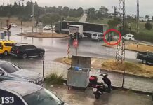 Tır otomobili sürükleyip takla attırdı: 3 yaralı