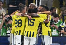 Fenerbahçe, avantajı tek golle elde etti