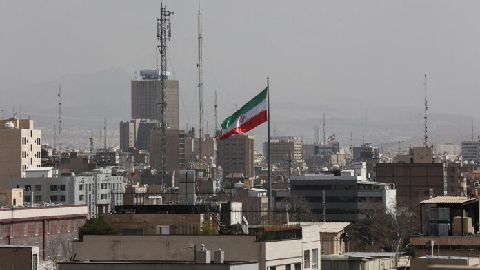 iran-2442690.jpg