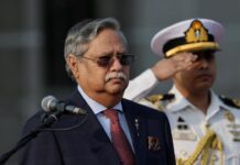 Bangladeş Cumhurbaşkanı görevinden istifa etti