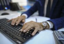 Ticaret Bakanlığı 14 bilişim personeli alacak