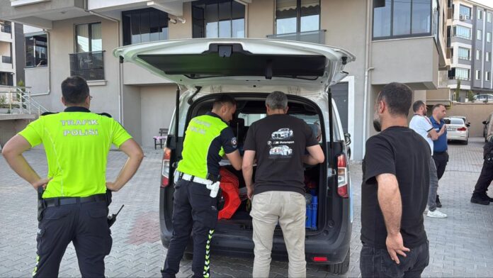 trafik-polisi-dha-2474689.jpg